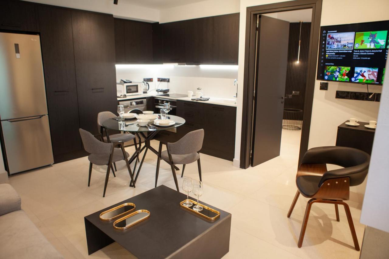 Raam Luxury Suites Larnaka Exterior foto